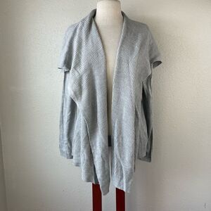JW Styles Gray Cardigan Sweater Size M EUC